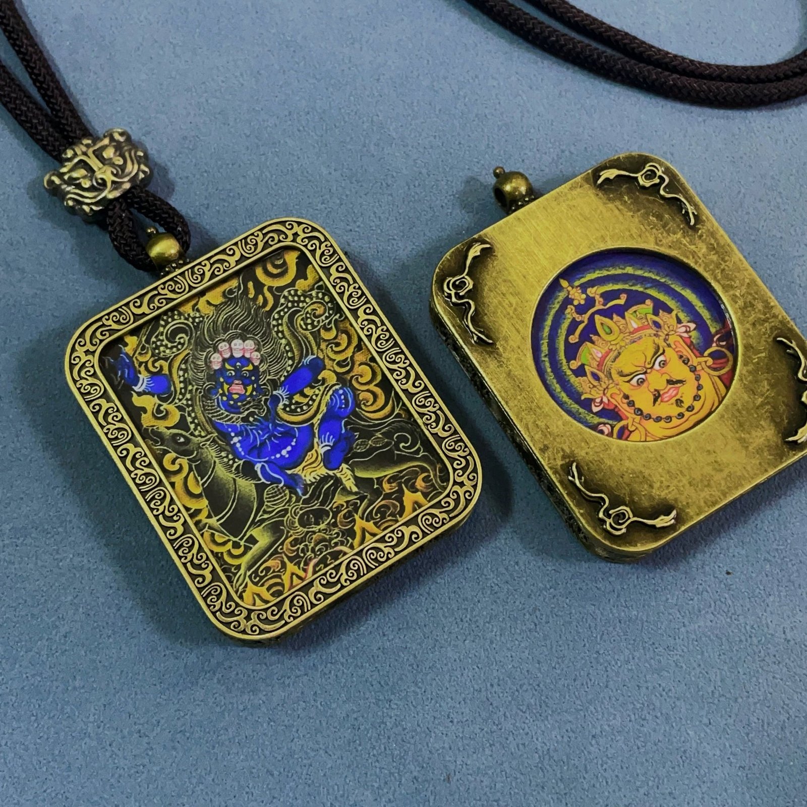 palden lhamo handmade tibetan thangka amulet pendant (antique bronze) palden lhamo handmade tibetan thangka amulet pendant (antique bronze)