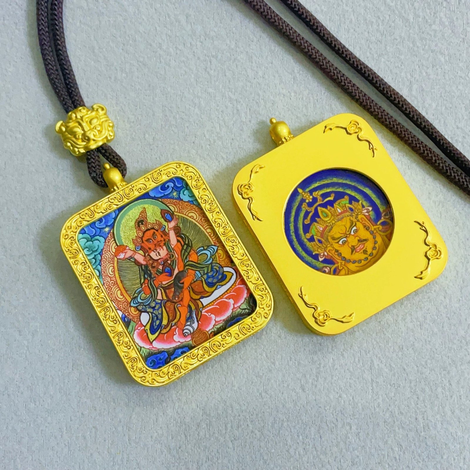 red jambhala god of wealth reversible handmade thangka amulet pendant golden edition 2 12.jpg