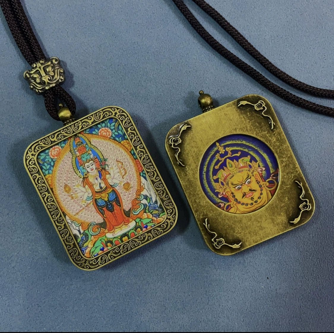 thousand armed avalokiteshvara handmade tibetan thangka amulet pendant (antique bronze) thousand armed avalokiteshvara handmade tibetan thangka amulet pendant (antique bronze)